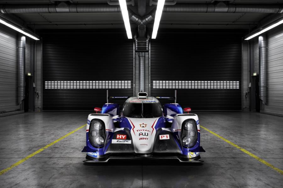  Toyota TS040 Hybrid 2014 года  (фото 37 из 55)